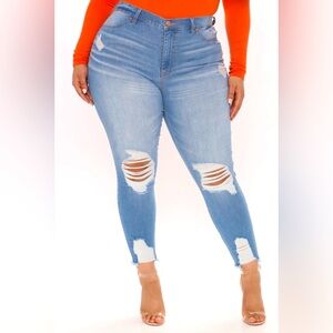 Fashion nova Kaitlyn sculpting skinny jean for woman- light blue wash / size 14